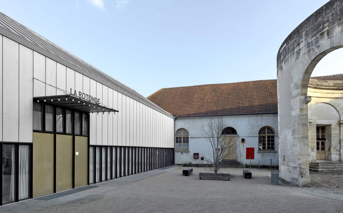 <p>Caserne de Croÿ</p>